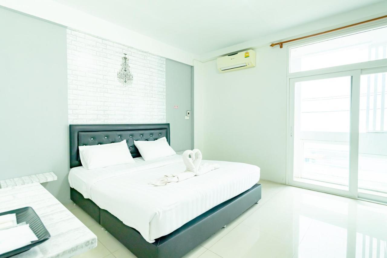 Central View Hostel Hat Yai Esterno foto