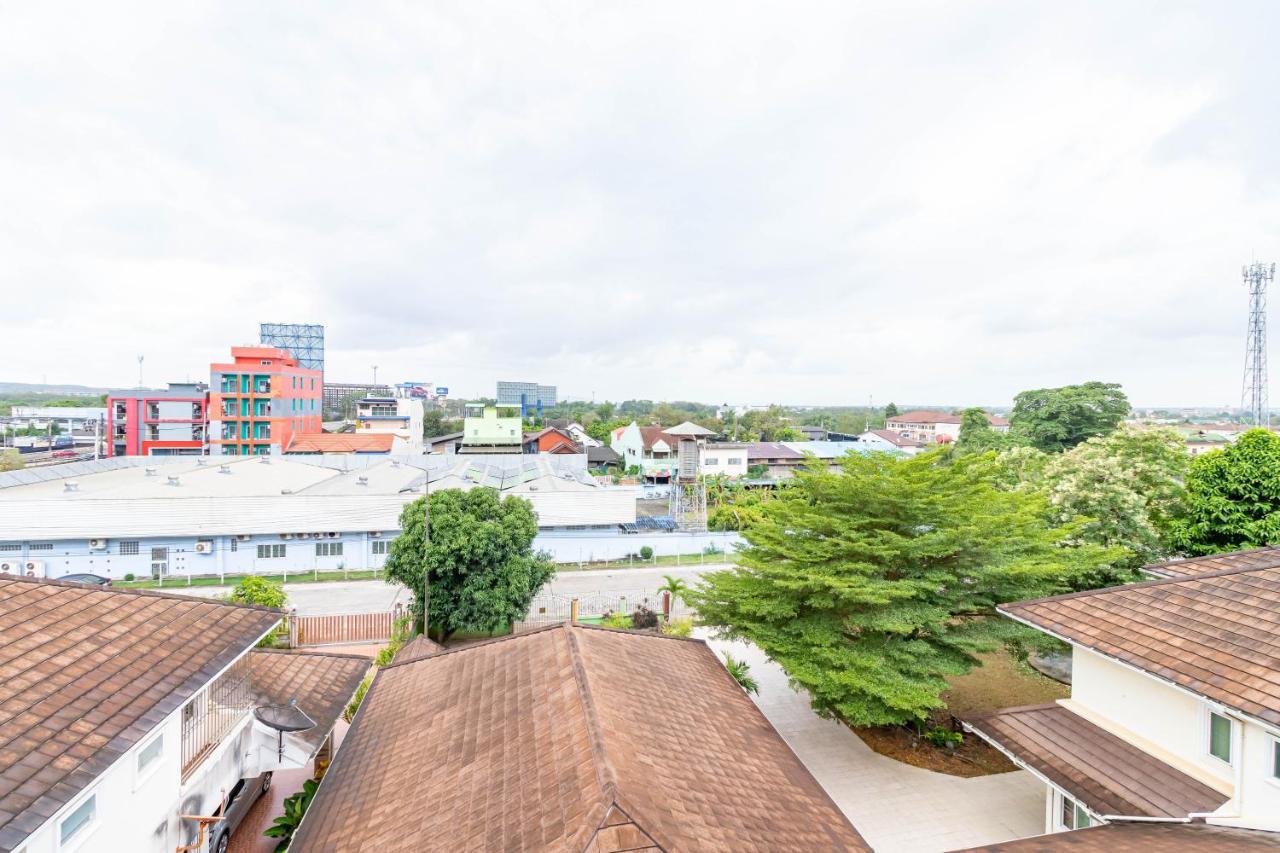 Central View Hostel Hat Yai Esterno foto
