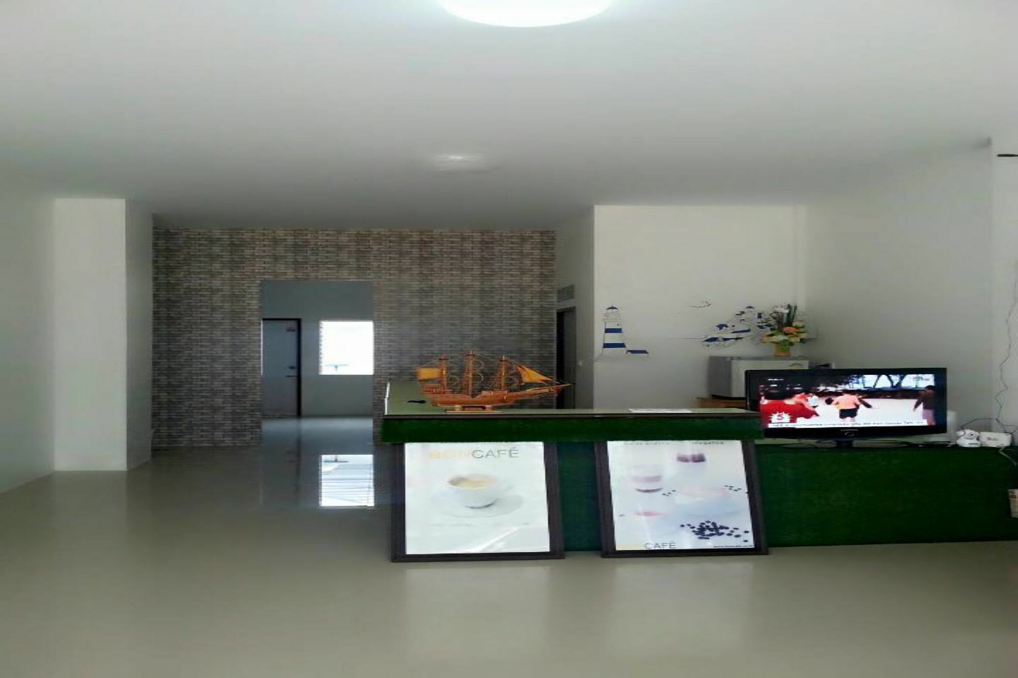 Central View Hostel Hat Yai Esterno foto